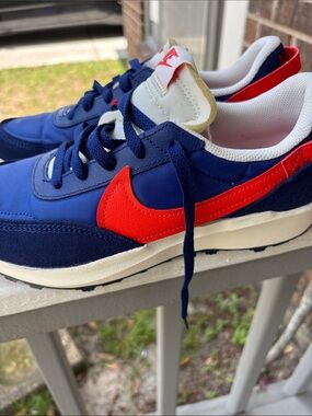 Nike waffle  Navy and Red Retro Runner Sneakers